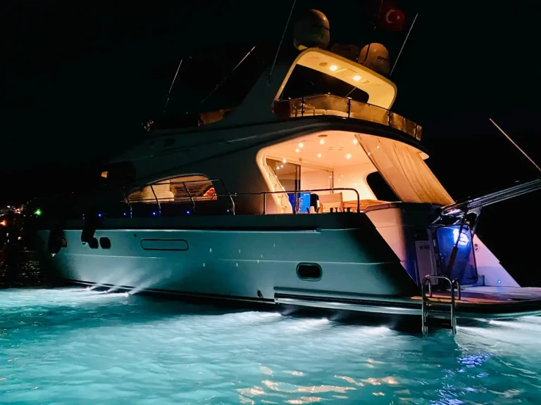 Custom Made mieten Bodrum