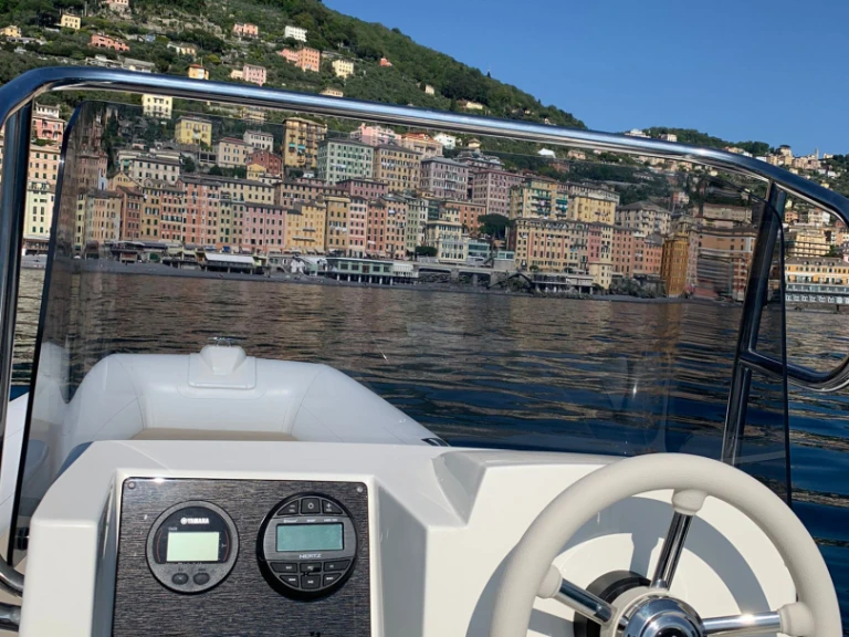 Motorboot mit oder ohne Skipper Capelli mieten in Camogli