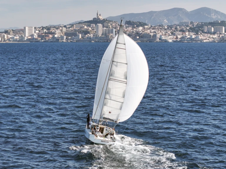 Boot mieten Marseille günstig Pogo 30