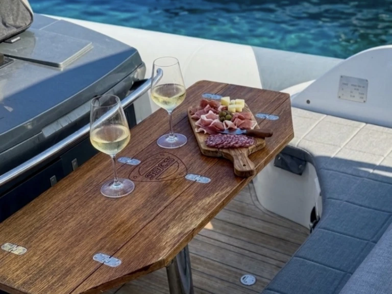 Sacs-Marine Strider 11 mieten Porto Rotondo