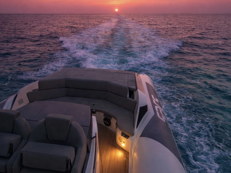 Ein Sacs-Marine Strider 11 mieten in Porto Rotondo