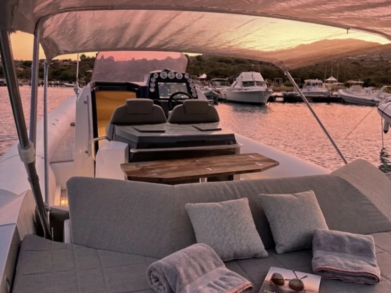 Sacs-Marine Strider 11 mieten Porto Rotondo