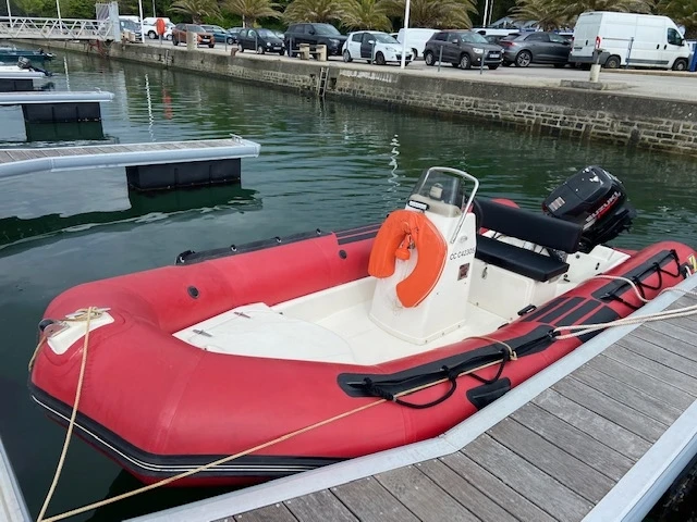 Schlauchboot mieten in Bénodet zum besten Preis