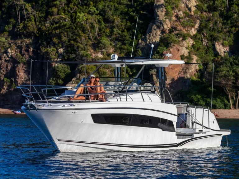 Bootsverleih Jeanneau Cap Camarat 10.5 WA série 2 Ajaccio Samboat