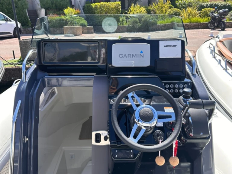 Bootsverleih Zodiac Medline 9 Cogolin Samboat