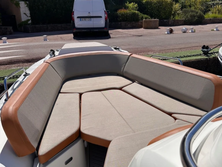 Vermietung Schlauchboot Zodiac mit Führerschein