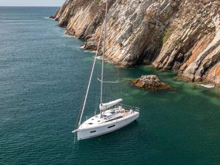 Vermietung Segelboot Bénéteau mit Führerschein