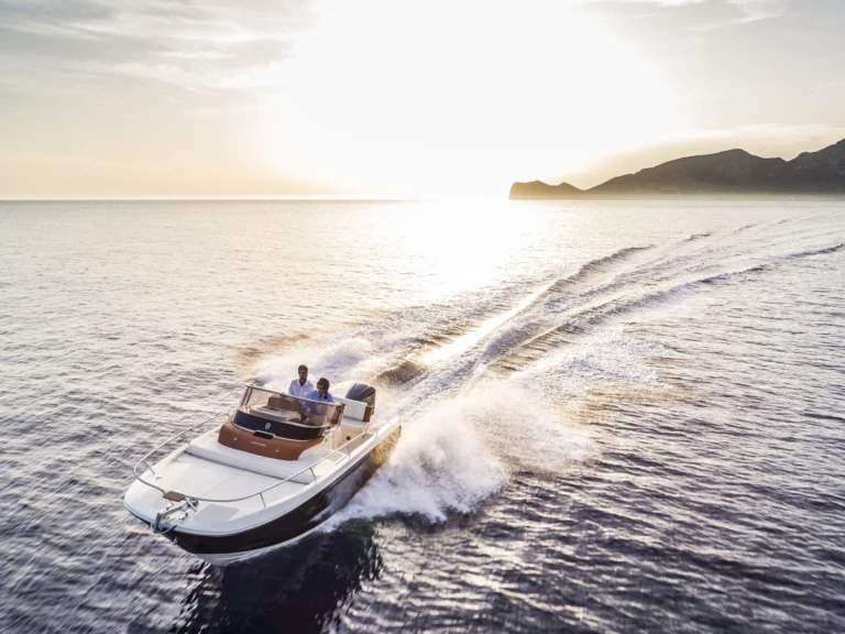 Motorboot mit oder ohne Skipper Capoforte mieten in Cogolin