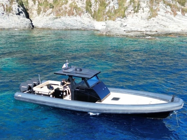 Schlauchboot mit oder ohne Skipper Sea Water mieten in Hyères
