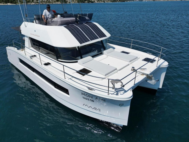 Fountaine Pajot Fountaine Pajot MY 37 mieten Saint-Raphaël