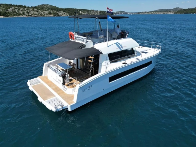 YachtCharter in Saint-Raphaël - Fountaine Pajot Fountaine Pajot MY 37 auf SamBoat