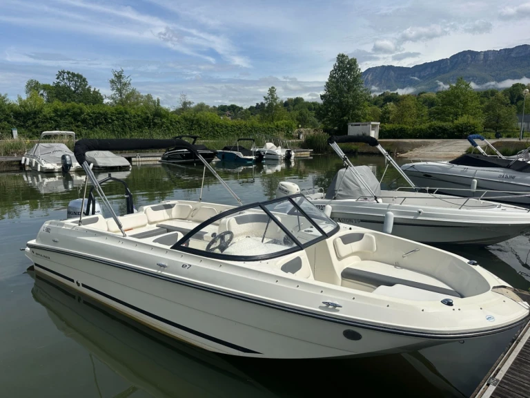 Vermietung Motorboot Bayliner mit Führerschein