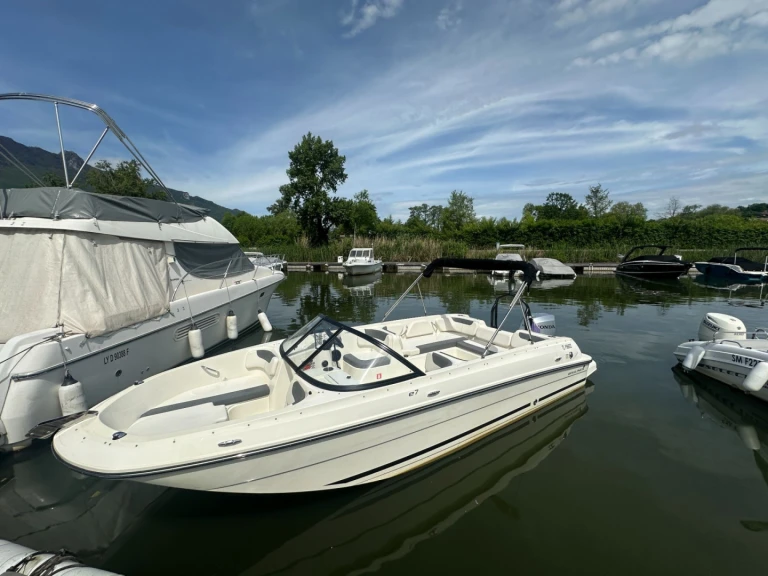 Motorboot mieten in Viviers-du-Lac zum besten Preis