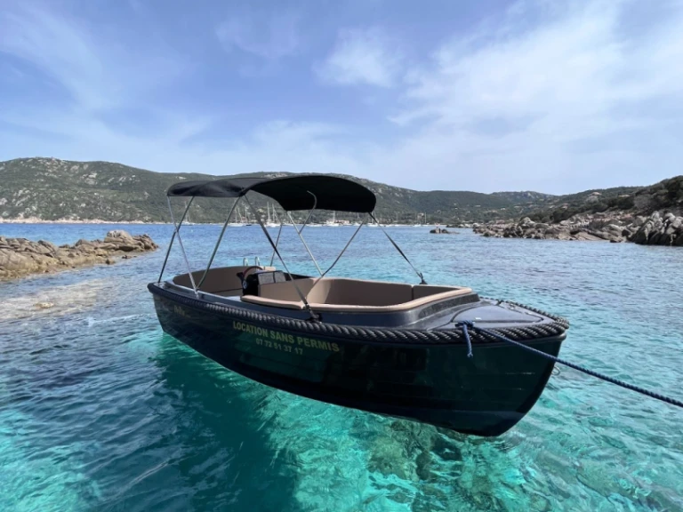 Ein Quicksilver Activ 605 Open mieten in Campomoro