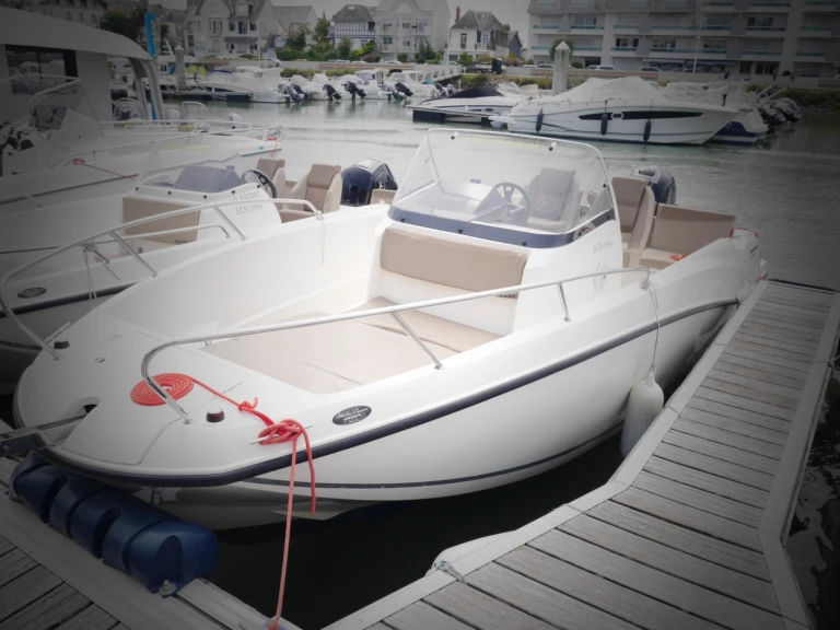 Motorboot mieten in La Baule-Escoublac - Quicksilver QUICKSILVER 675 ACTIV