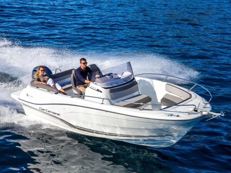Motorboot mieten in Lorient zum besten Preis