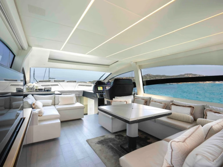 Boot mieten Saint-Tropez günstig PERSHING 70