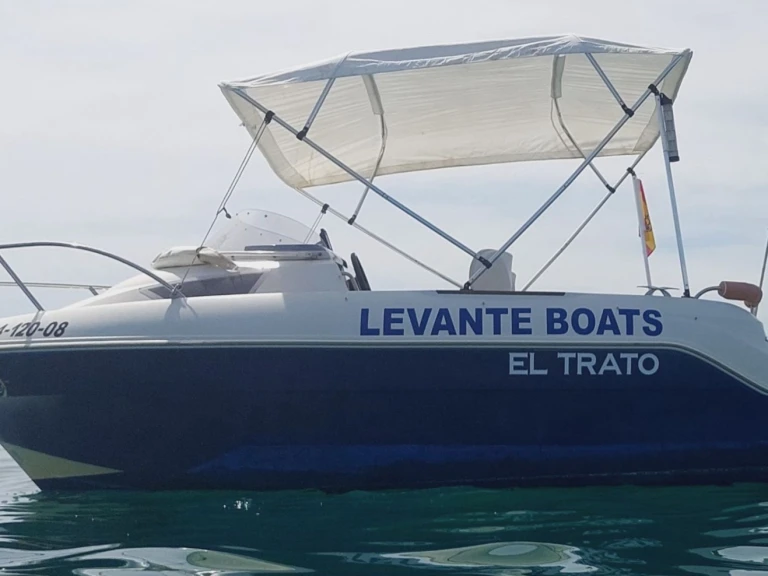 Motorboot mit oder ohne Skipper Quicksilver mieten in Torrevieja