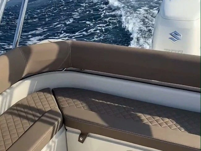 Motorboot mit oder ohne Skipper Quicksilver mieten in Ajaccio
