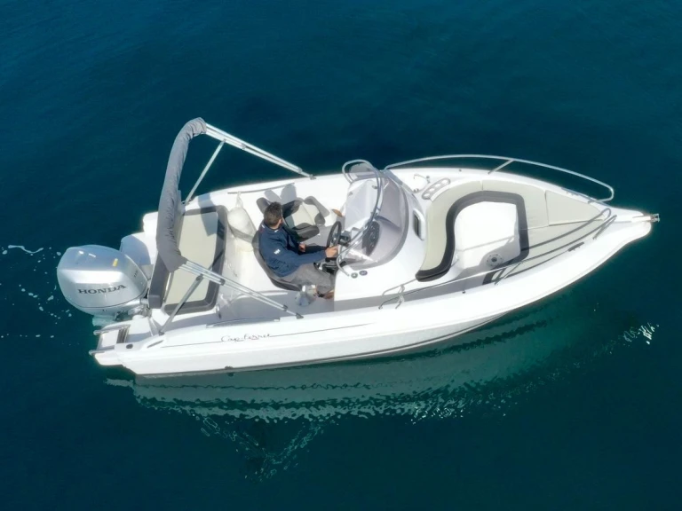 Bootsverleih B2 Marine Cap ferret 572 open Ajaccio Samboat