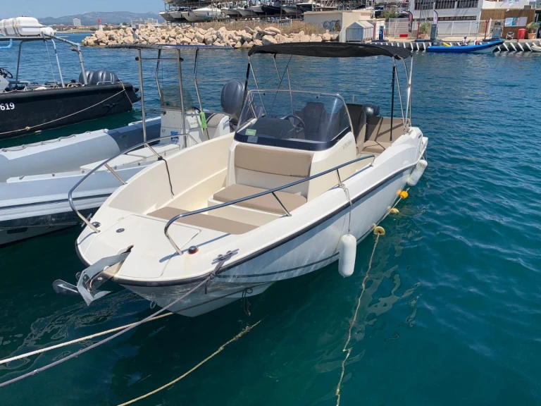 Motorboot mit oder ohne Skipper Quicksilver mieten in Marseille