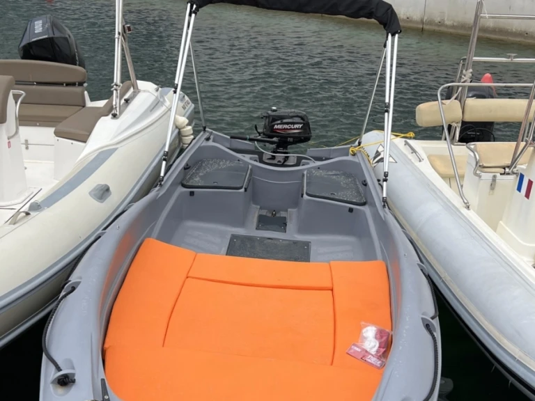 Vermietung Motorboot Fun Yak mit Führerschein