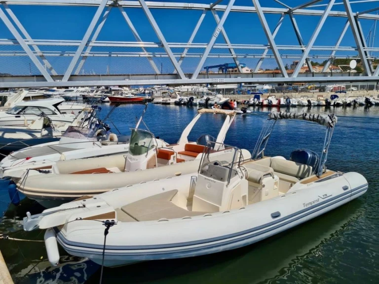 Schlauchboot mit oder ohne Skipper Capelli mieten in Saint-Florent