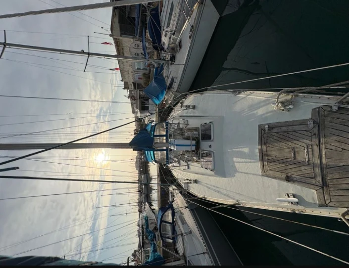 Ein Bavaria Bavaria 420 Caribic mieten in Nettuno