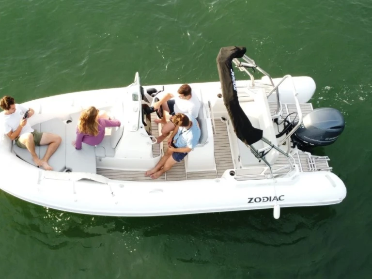 Schlauchboot mieten in Arcachon zum besten Preis