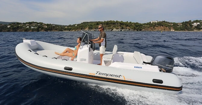 Schlauchboot mieten in La Trinité-sur-Mer - Capelli Tempest 625 Easy