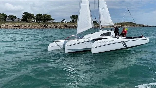 Ein ASTUS BOATS ASTUS 22.5 mieten in La Trinité-sur-Mer