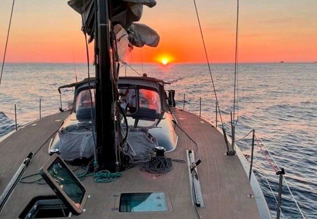 Ein Maxi 65 mieten in Barcelona