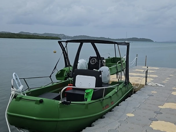 Vermietung Motorboot Whaly mit Führerschein