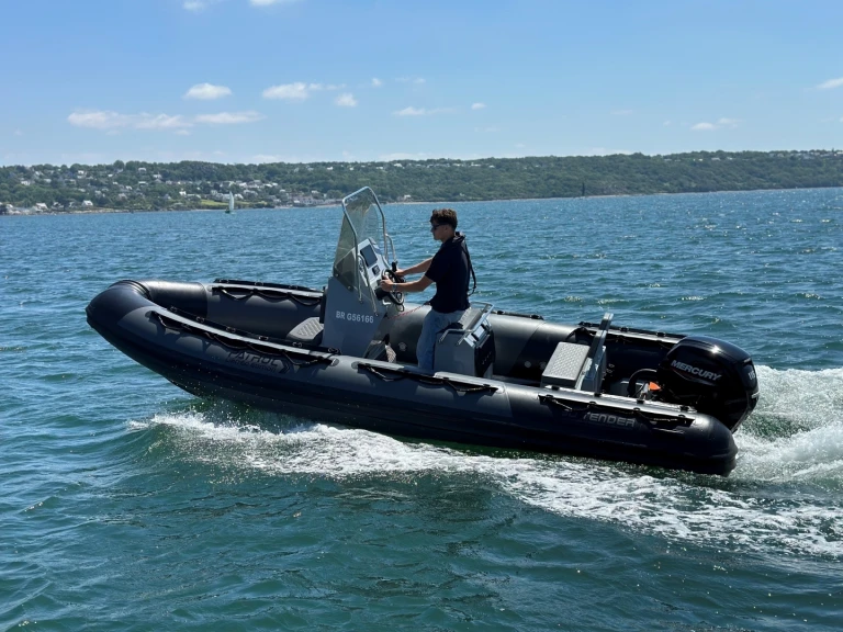Vermietung Schlauchboot 3D Tender mit Führerschein