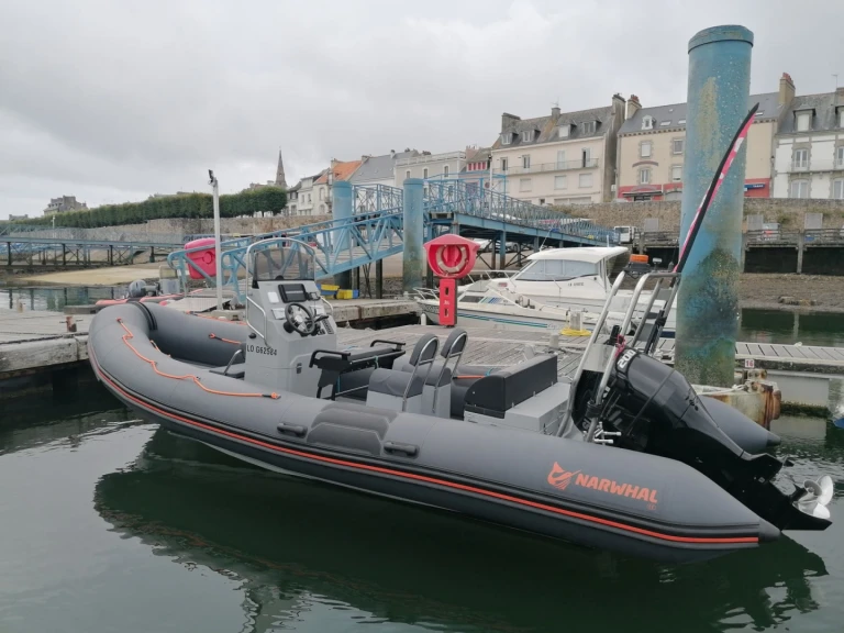 Vermietung Schlauchboot Narwhal mit Führerschein