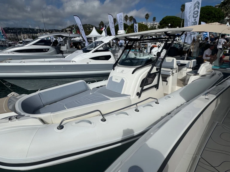 Schlauchboot mieten in Propriano zum besten Preis