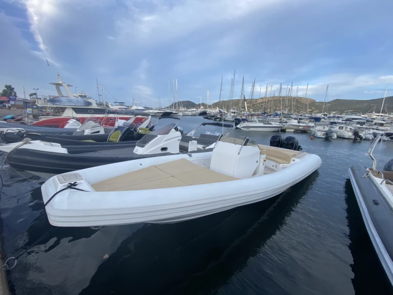 Schlauchboot mieten in Porto-Vecchio zum besten Preis