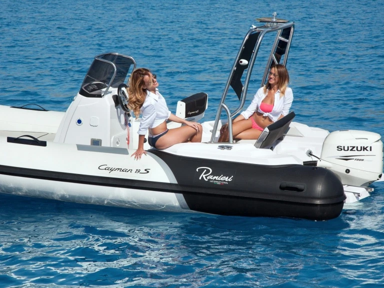 Ein Ranieri cayman 19 mieten in Porto-Vecchio
