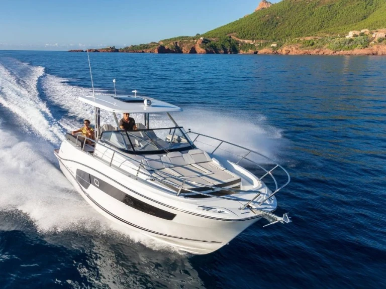 Bootsverleih Jeanneau Cap Camarat 10.5 WA Cogolin Samboat