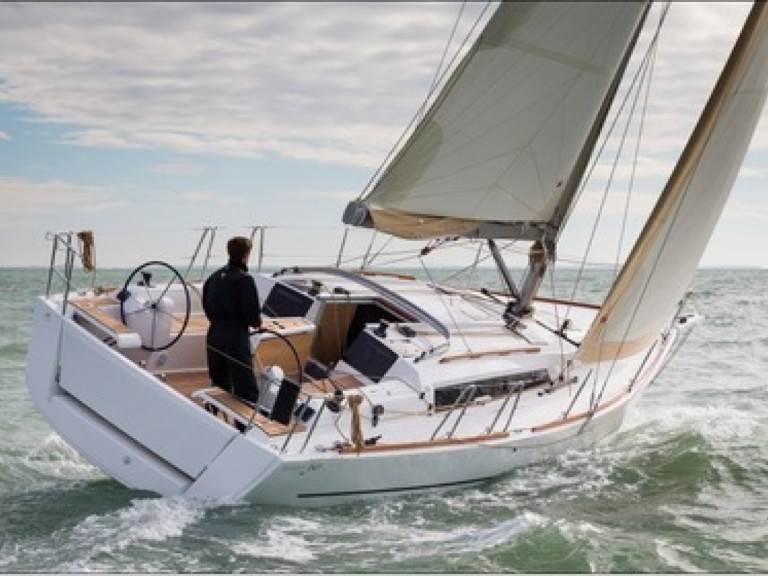 Dufour Dufour 382 Grand Large mieten Bormes-les-Mimosas