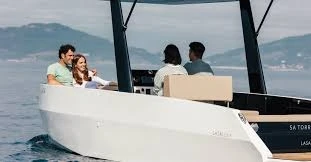 Ein LASAI 20 CR mieten in Antibes