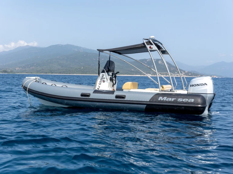 Schlauchboot mieten in Porto Pollo zum besten Preis