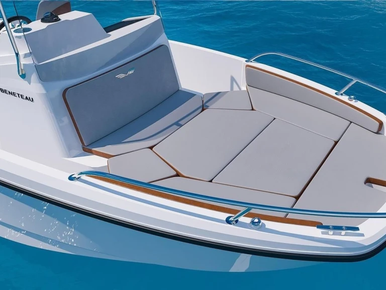 Motorboot mit oder ohne Skipper Bénéteau mieten in Sète