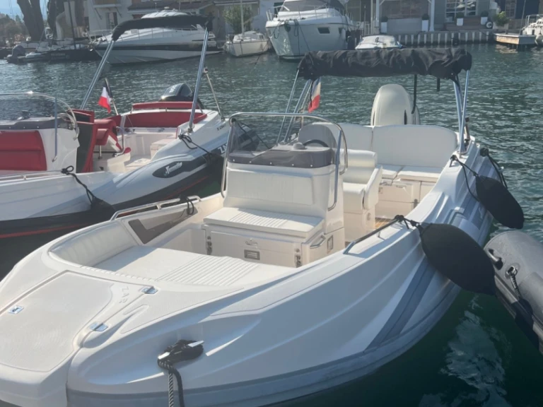 Zar Zar 57 mieten Port Grimaud