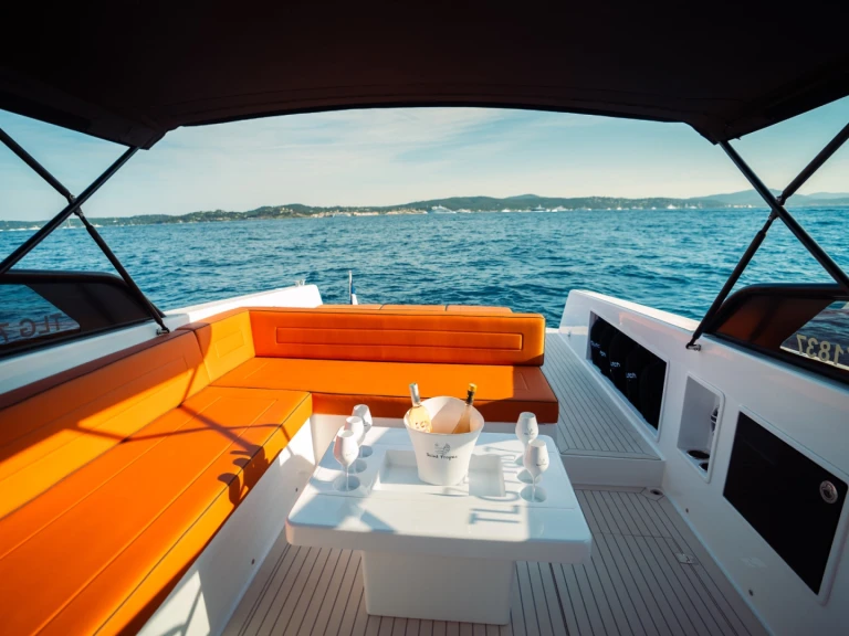 Bootsverleih VanDutch VanDutch 40 Sainte-Maxime Samboat