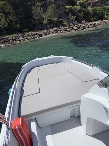 Motorboot mieten in Mandelieu-la-Napoule zum besten Preis