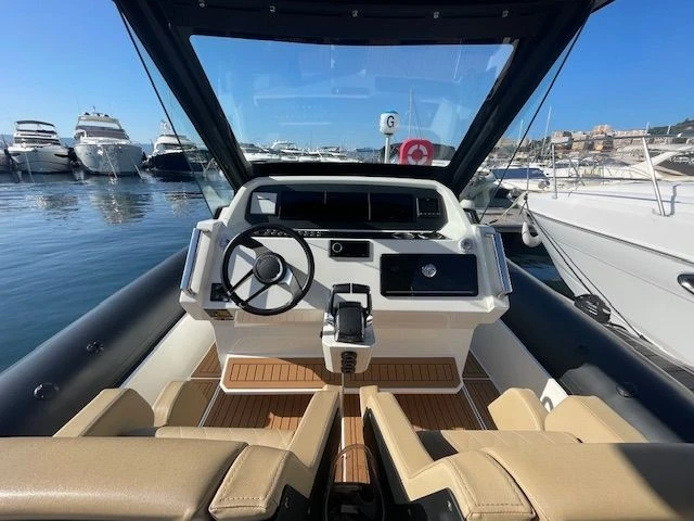 Schlauchboot mit oder ohne Skipper Northstar mieten in Porticcio