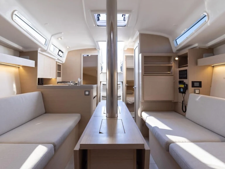 Vermietung Segelboot Bénéteau mit Führerschein