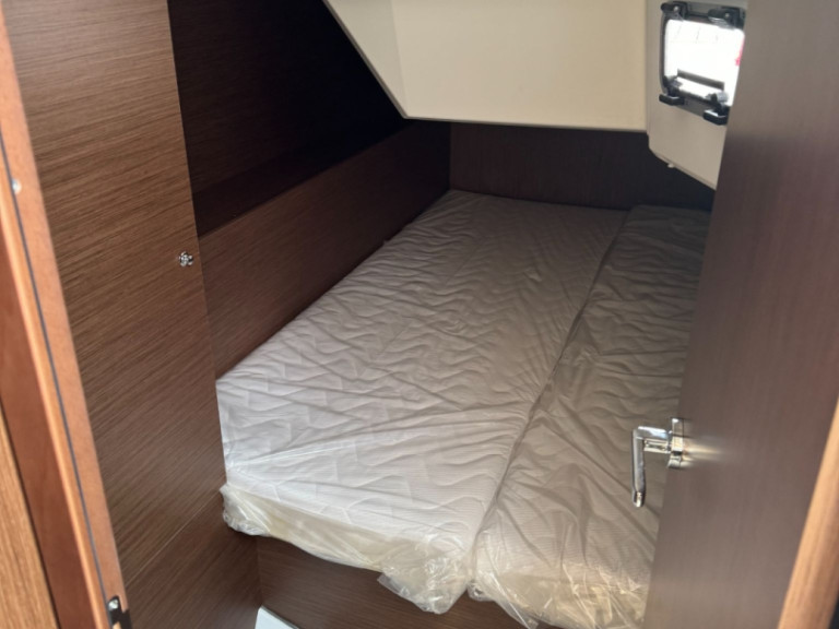 YachtCharter in Ajaccio - Bénéteau OCEANIS 37.1 OCEANIS 37.1 auf SamBoat