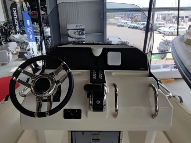 YachtCharter in Ajaccio - Lomac Lomac 700  auf SamBoat